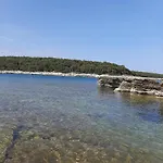 Kaić 1045 Pula