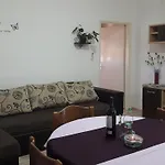 Kaić 1045 * Pula