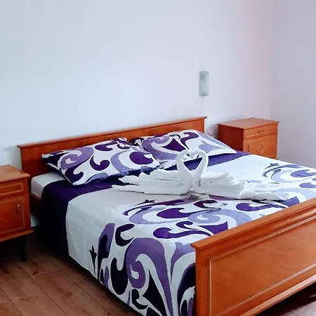 Kaic 1045 Apartment