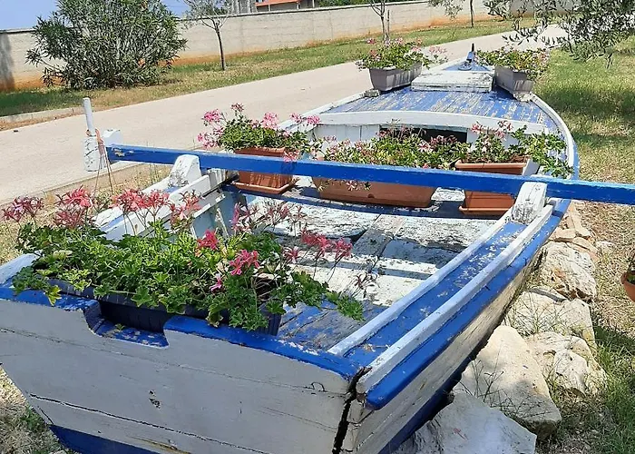 Kaic 1045 아파트 풀라