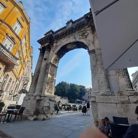 Kaić 1045 Apartament Pula