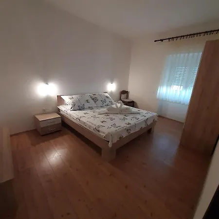 Kaić 1045 Apartament